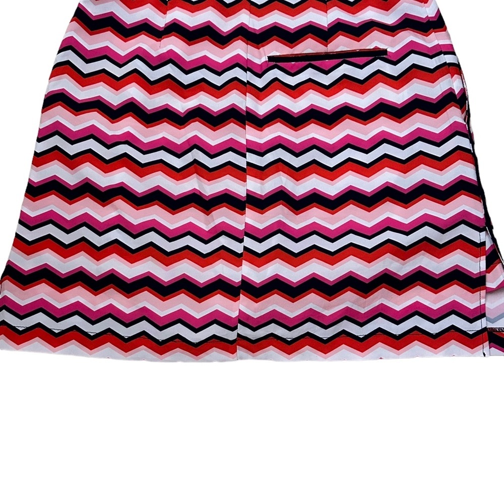 GOLFTINI Women’s Sz 4 “Screwball” Golf Skort Side Zip Chevron Print - Picture 3 of 5